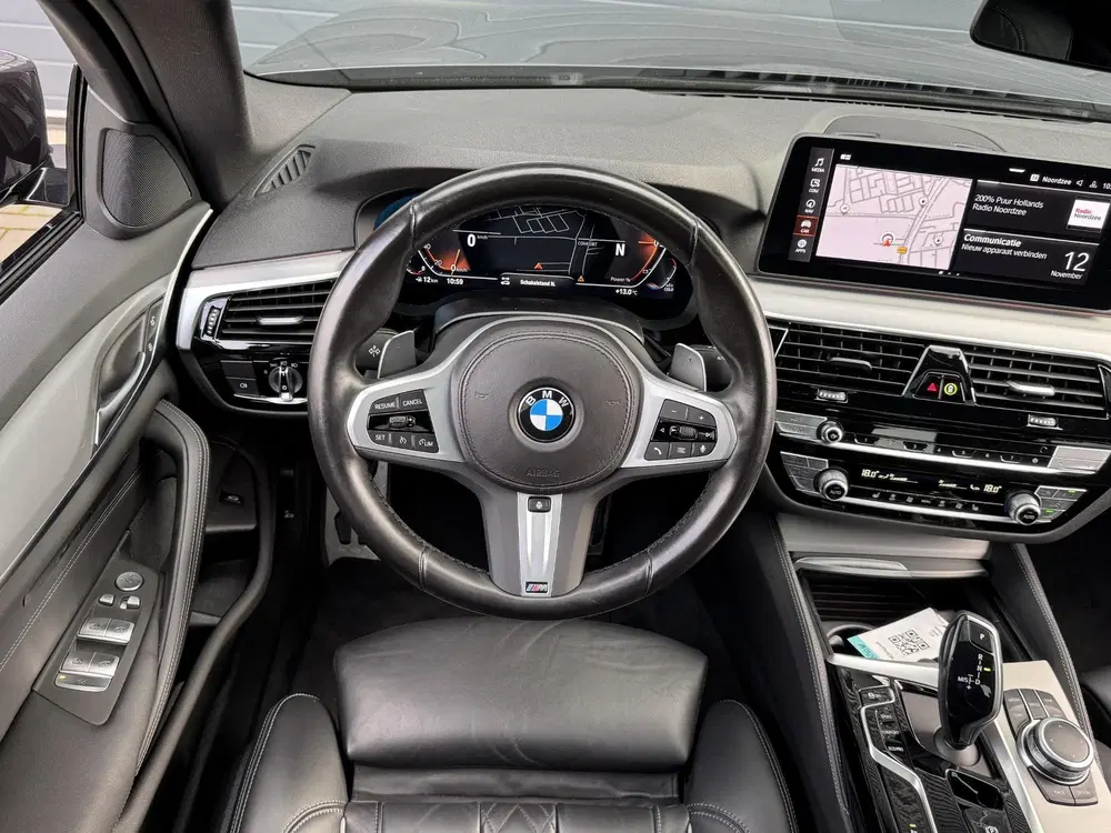 BMW 5-serie 520i BUSINESS EDITION PLUS I M SPORT I SCH uit 2022, foto 5