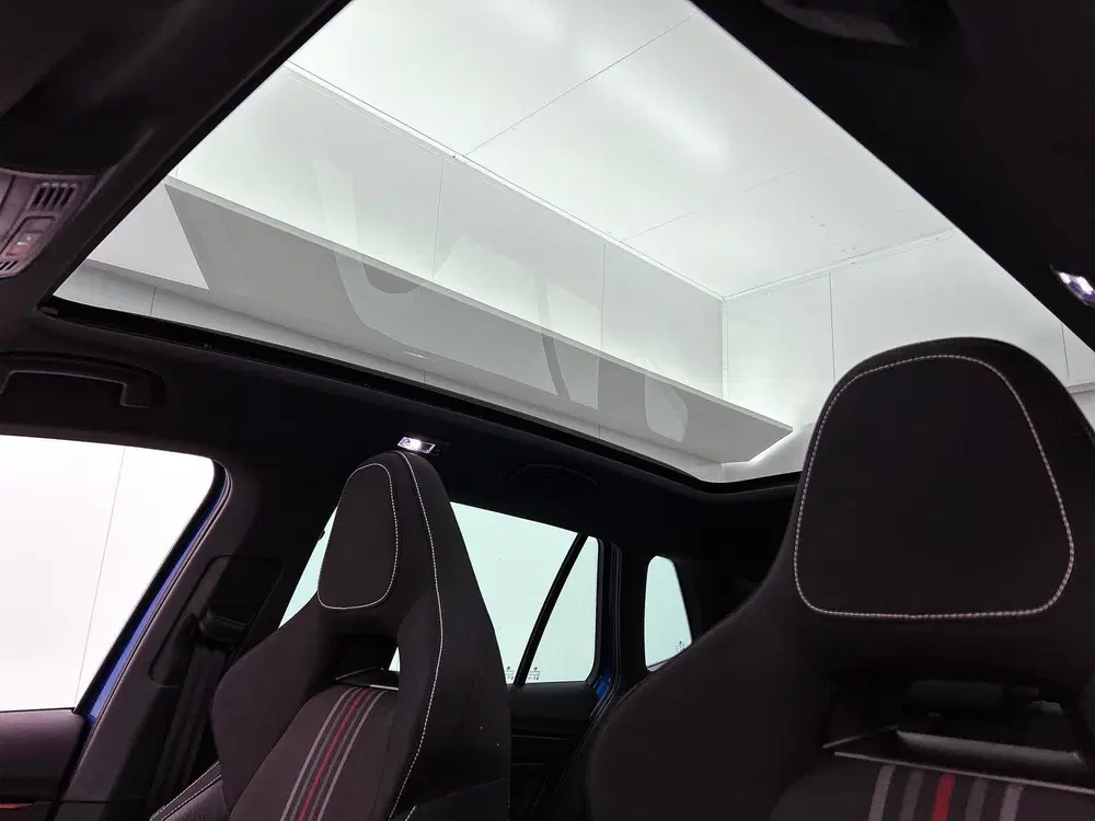 Skoda Kamiq 1.0 TSI Monte Carlo uit 2025, foto 15