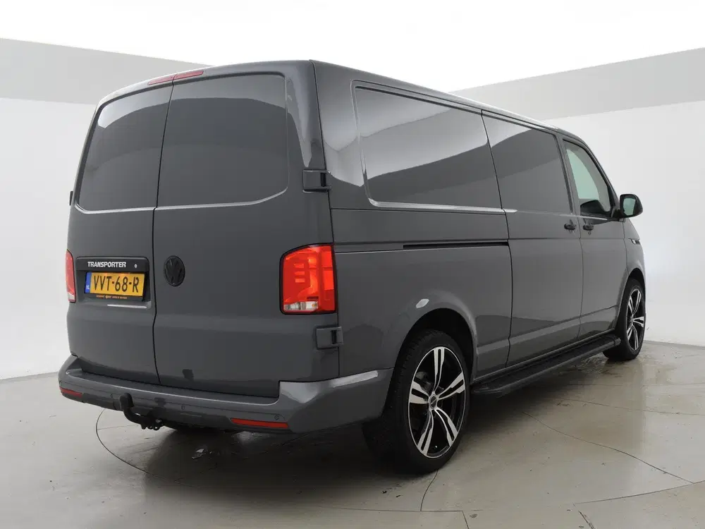 Volkswagen Transporter 2.0 TDI L2H1 + LED uit 2023, foto 2