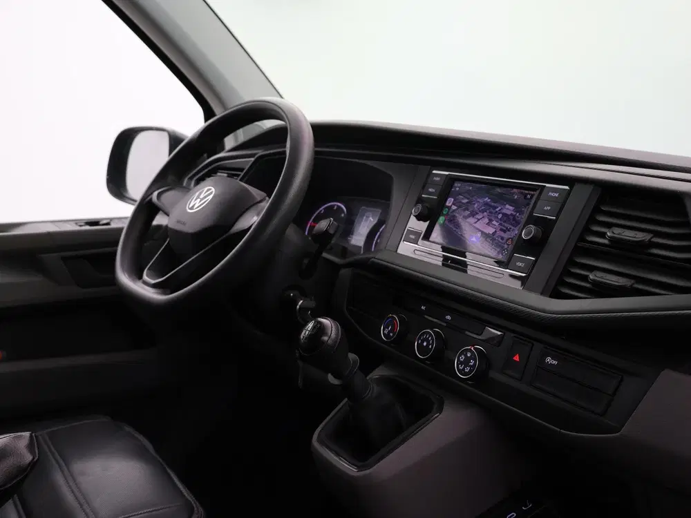 Volkswagen Transporter 2.0 TDI L2H1 + LED uit 2023, foto 3