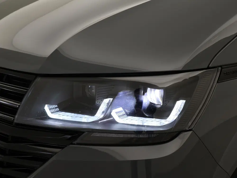 Volkswagen Transporter 2.0 TDI L2H1 + LED uit 2023, foto 8