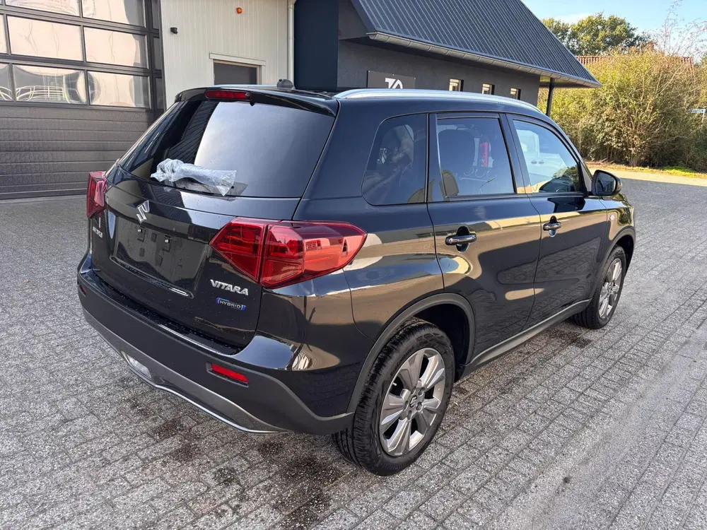 Suzuki Vitara 1.5 Hybrid Select 116pk uit 2023, foto 2