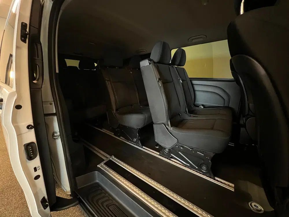 Mercedes-Benz Vito L3H1 Rolstoelbus uit 2019, foto 9