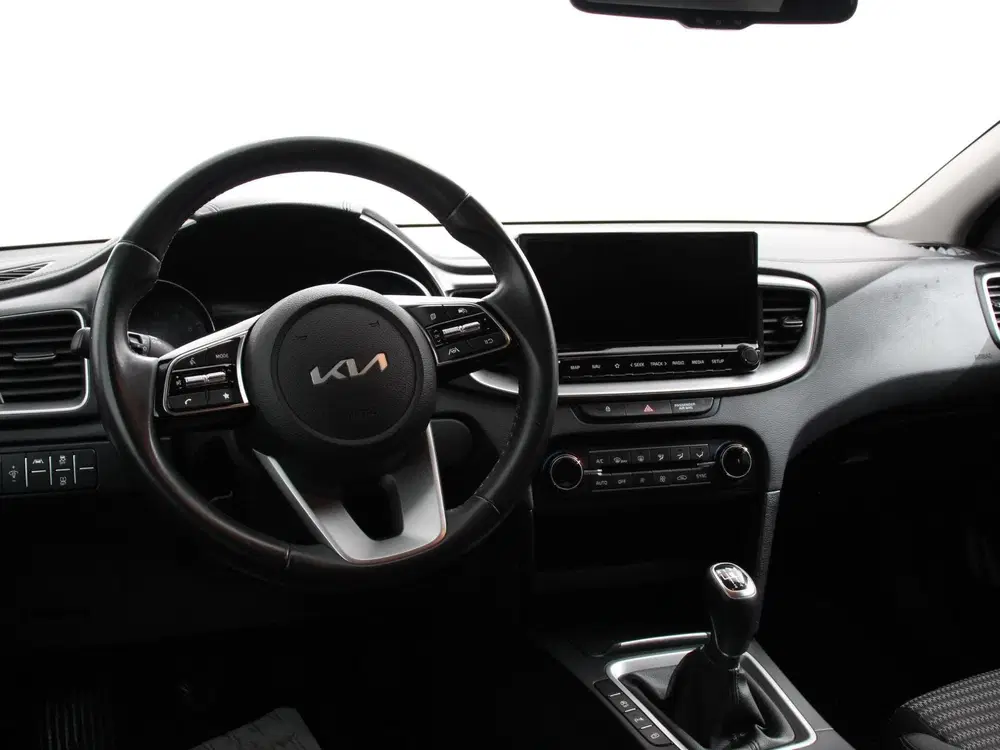 Kia Ceed 1.0 T-GDi 120pk DynamicLine Navigatie A uit 2022, foto 3