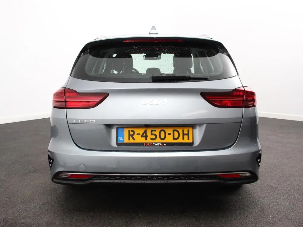 Kia Ceed 1.0 T-GDi 120pk DynamicLine Navigatie A uit 2022, foto 6