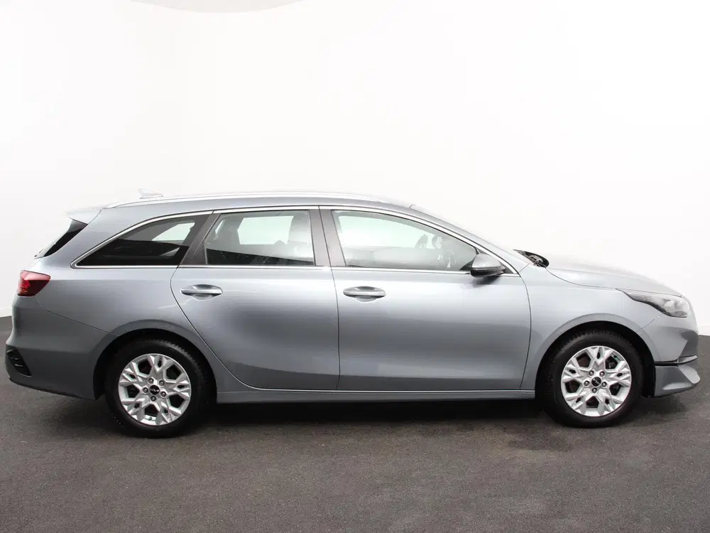 Kia Ceed 1.0 T-GDi 120pk DynamicLine Navigatie A uit 2022, foto 8