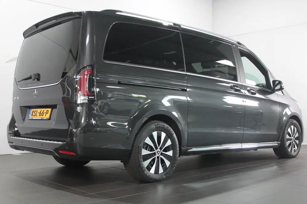 Mercedes-Benz EQV 300 L2 Avantgarde 90 kWh 7 pers. uit 2025, foto 2