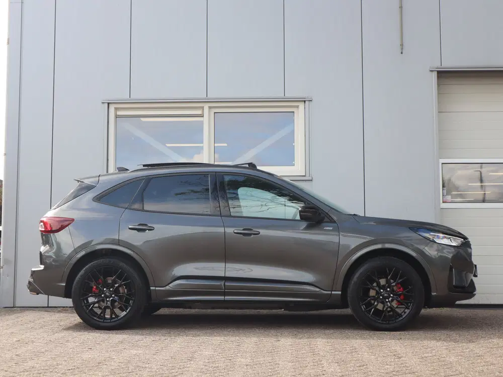 Ford Kuga 2.5 PHEV ST-Line X uit 2026, foto 3