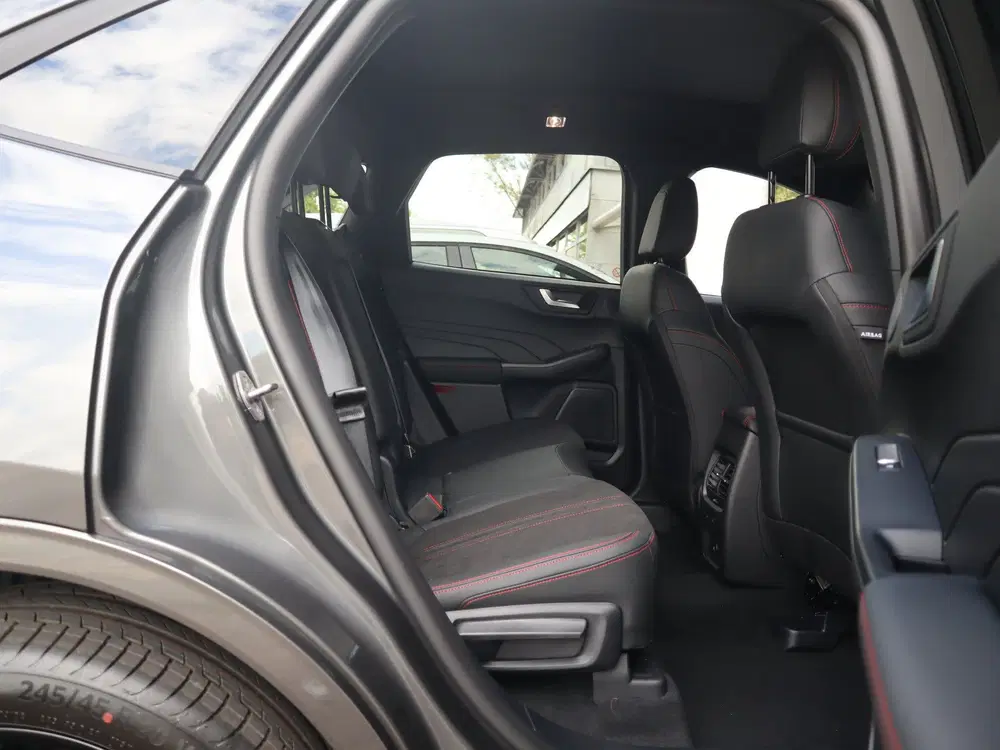 Ford Kuga 2.5 PHEV ST-Line X uit 2026, foto 7