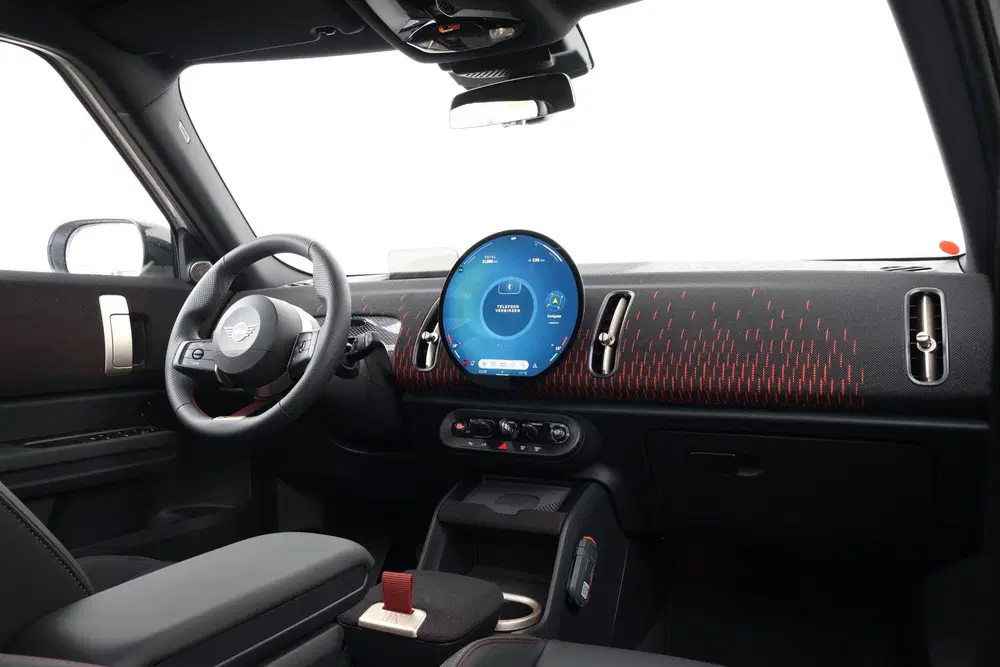 Mini Countryman E John Cooper Works XL 66.5 kWh uit 2026, foto 10