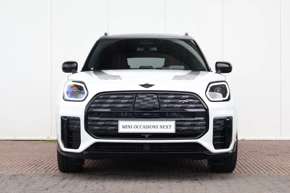 Mini Countryman E John Cooper Works XL 66.5 kWh uit 2026, foto 2