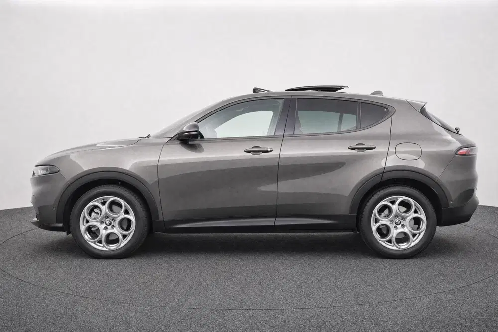 Alfa Romeo Tonale 1.3T PHEV 280pk Sprint uit 2024, foto 8