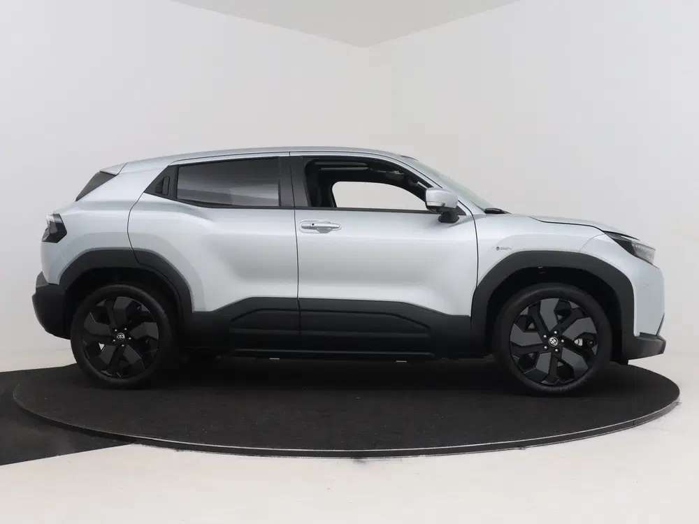 Toyota Urban Cruiser Executive 61 kWh 0001562788 (bj 2026) uit 2026, foto 14
