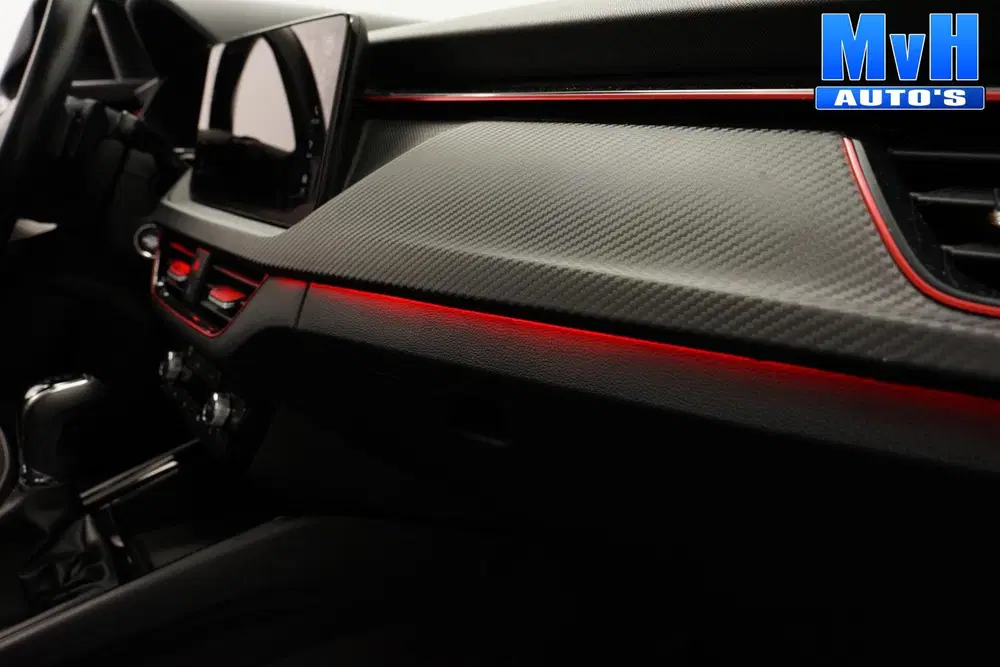 Skoda Kamiq 1.0 TSI Monte Carlo uit 2024, foto 11