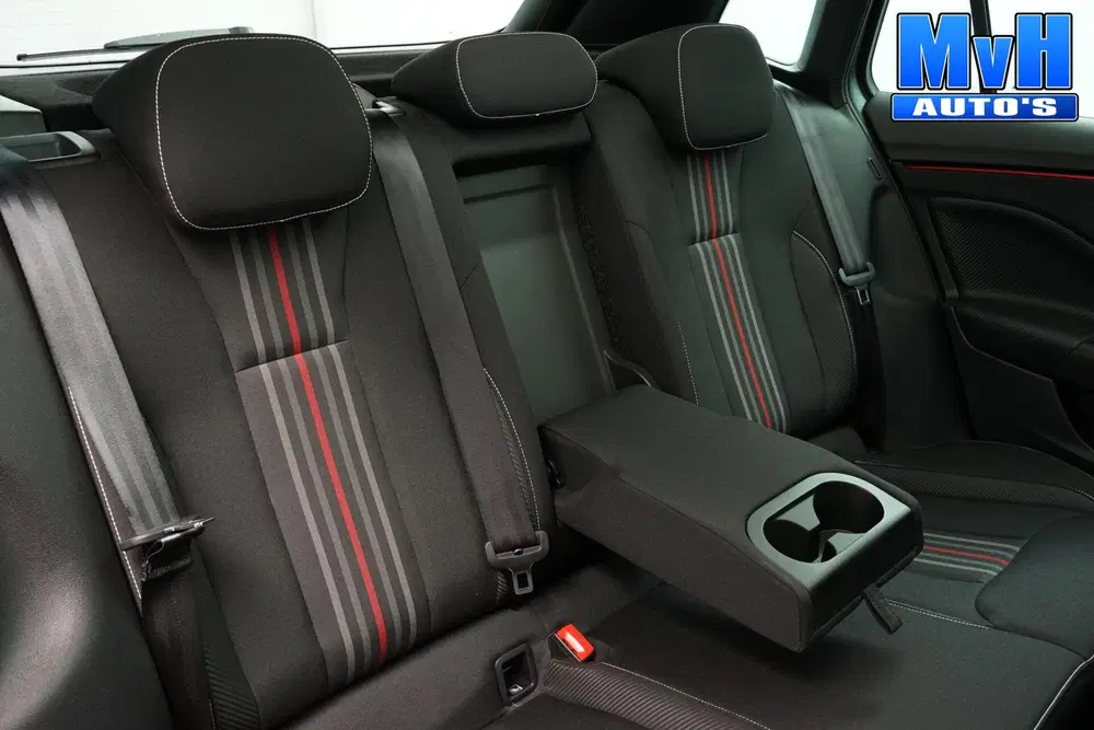Skoda Kamiq 1.0 TSI Monte Carlo uit 2024, foto 13
