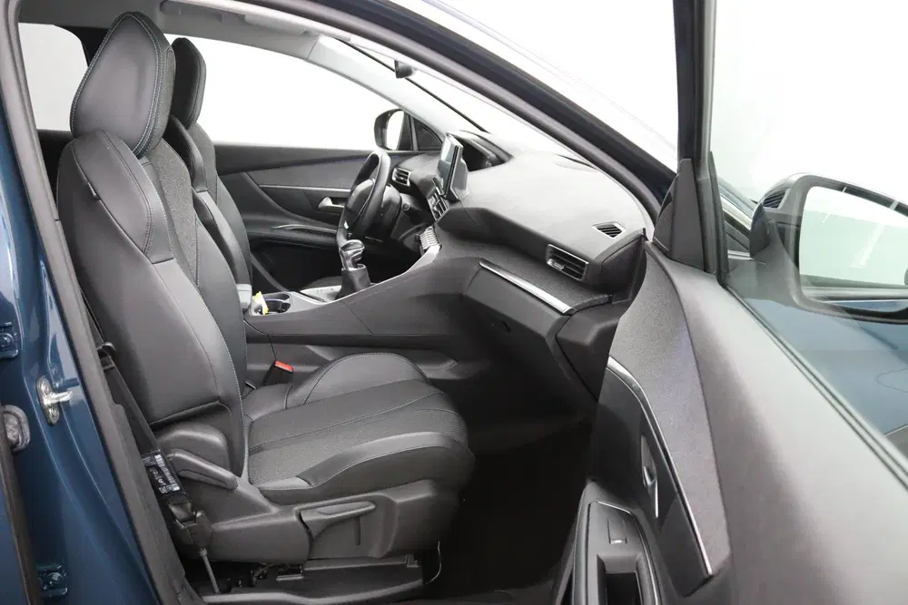 Peugeot 3008 1.2 ALLURE*CARPLAY*130PK*ECC*NAVI*CAMERA*R uit 2021, foto 9