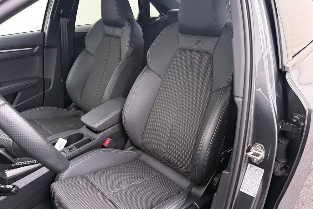 Audi A3 150 PK Aut. TFSI S-Line Matrix-LED Camera uit 2022, foto 10