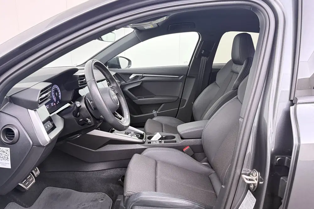 Audi A3 150 PK Aut. TFSI S-Line Matrix-LED Camera uit 2022, foto 11