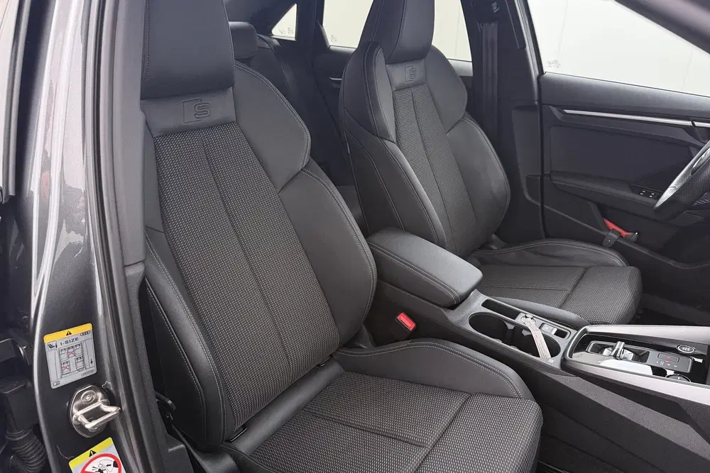 Audi A3 150 PK Aut. TFSI S-Line Matrix-LED Camera uit 2022, foto 15