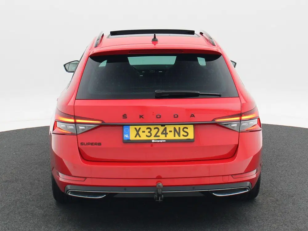 Skoda Superb 1.5 TSi 150 Pk Automaat Sportline Busines uit 2024, foto 4