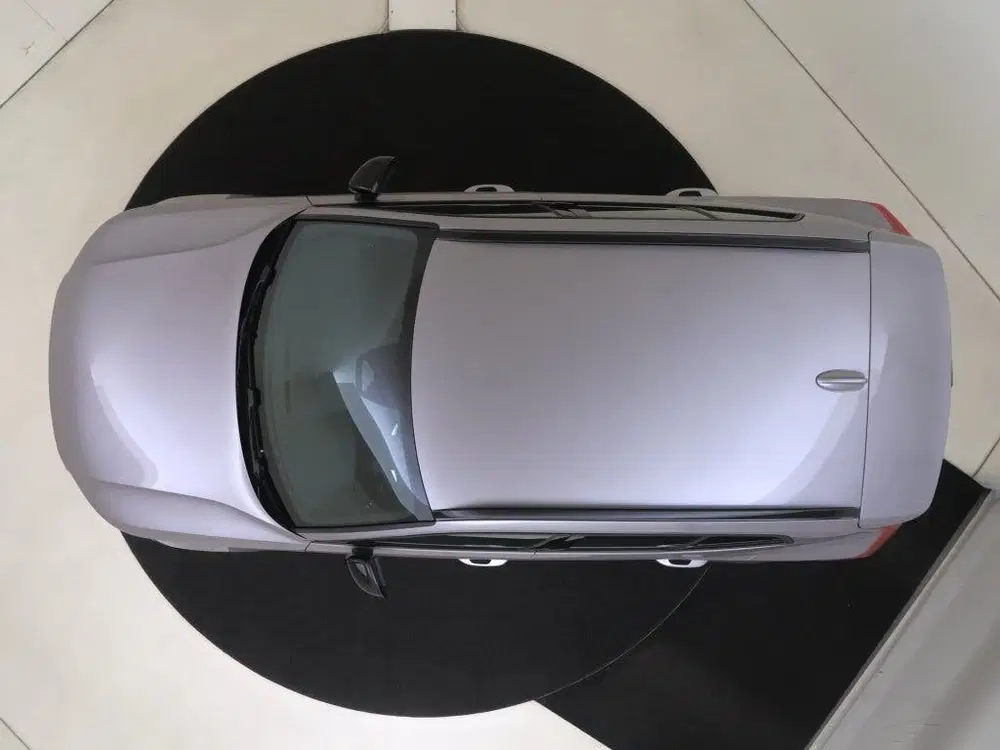 Volvo EX40 Extended Plus Dark 82 kWh uit 2025, foto 6