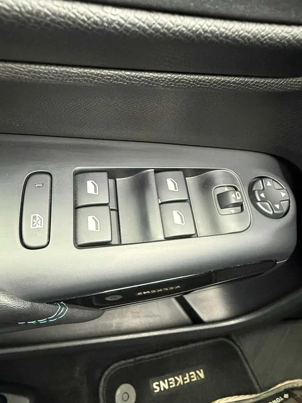 Citroën C5 Aircross Citroen C5 Aircross 1.6 Plug-in Hybrid 225 uit 2024, foto 15