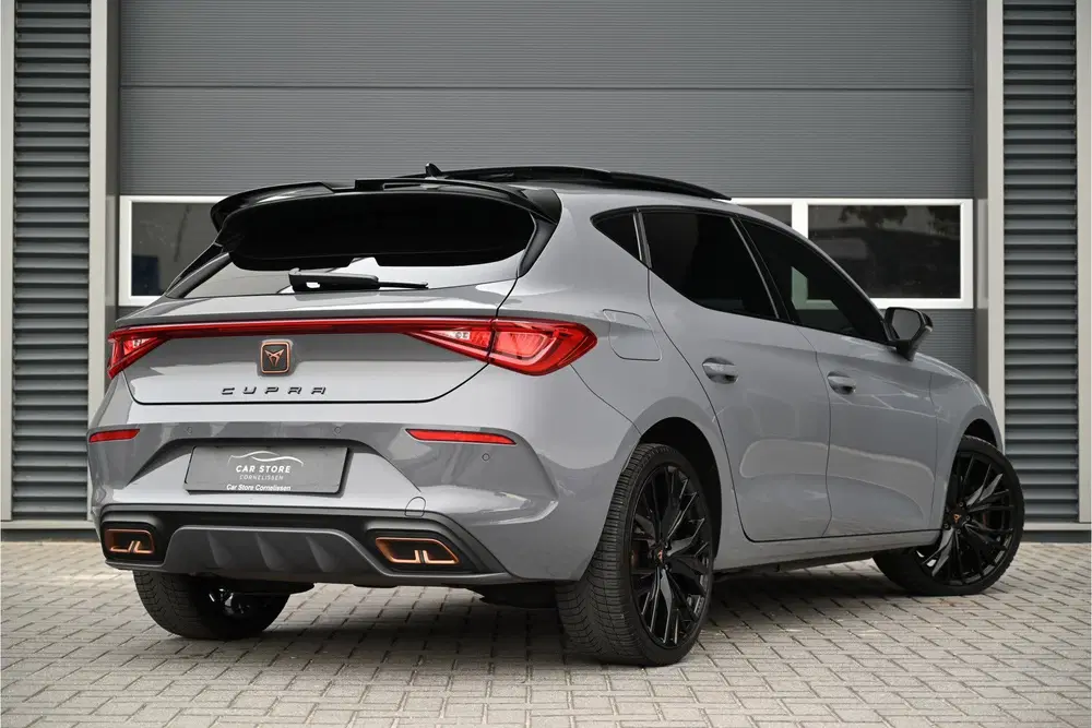 Cupra Leon 1.4 e-Hybrid VZ 245 PK uit 2021, foto 2