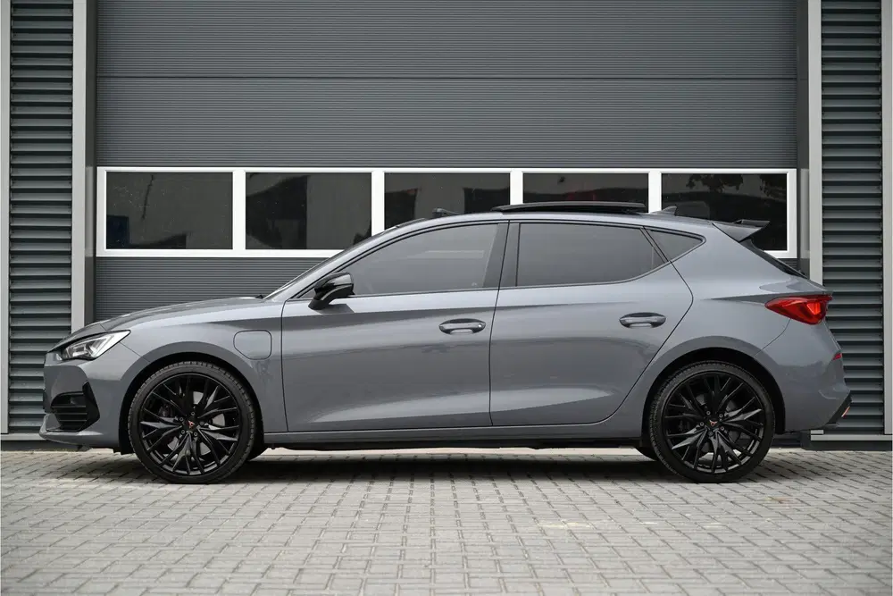 Cupra Leon 1.4 e-Hybrid VZ 245 PK uit 2021, foto 6