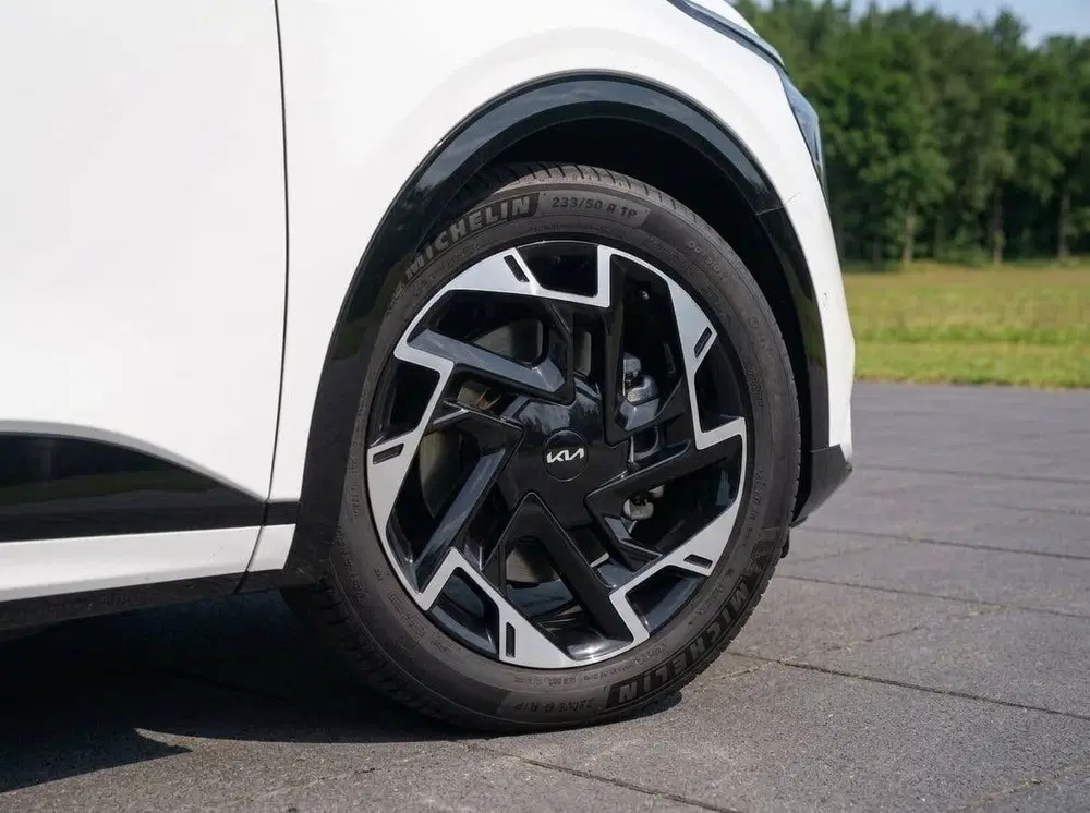 Kia Sportage 1.6 T-GDi Plug-in Hybrid AWD GT-PlusLine uit 2022, foto 4
