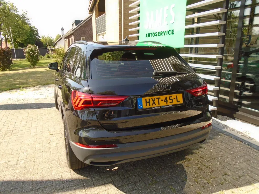 Audi Q3 45 TFSI e Advanced edition BLACK LINE SPOR uit 2022, foto 7