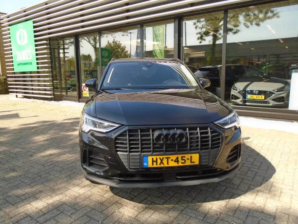 Audi Q3 45 TFSI e Advanced edition BLACK LINE SPOR uit 2022, foto 8