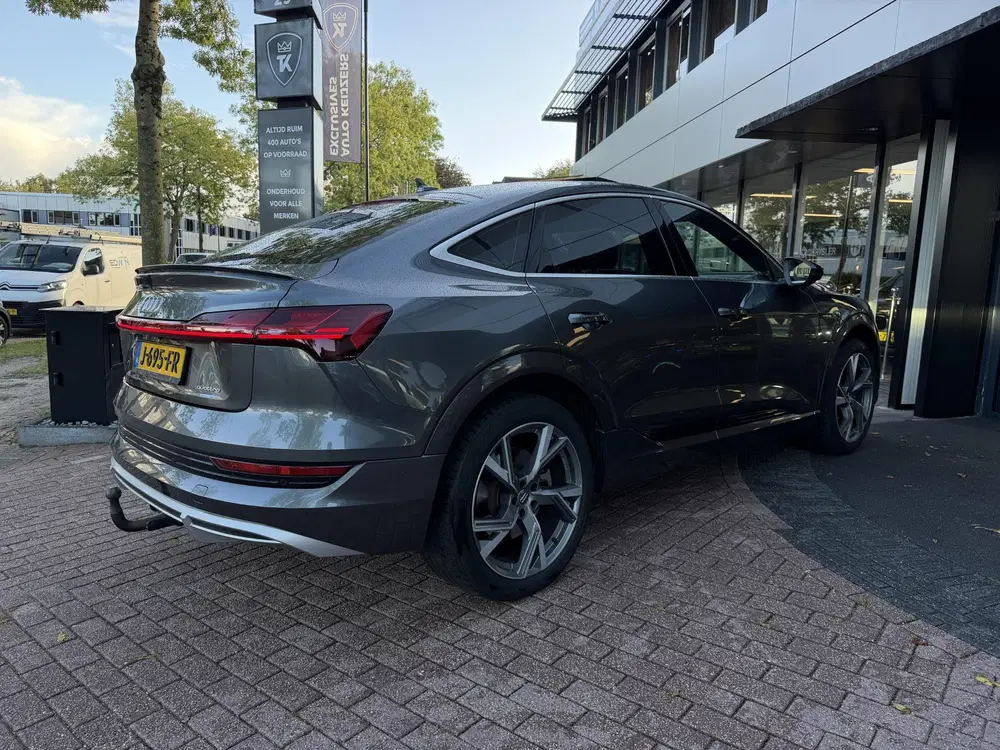 Audi e-tron 50 quattro S edition 71 kWh S-line Pan uit 2020, foto 5