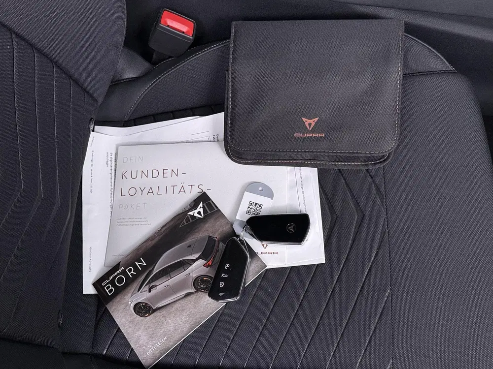 Cupra Born Essential 63 kWh E Boost uit 2024, foto 5