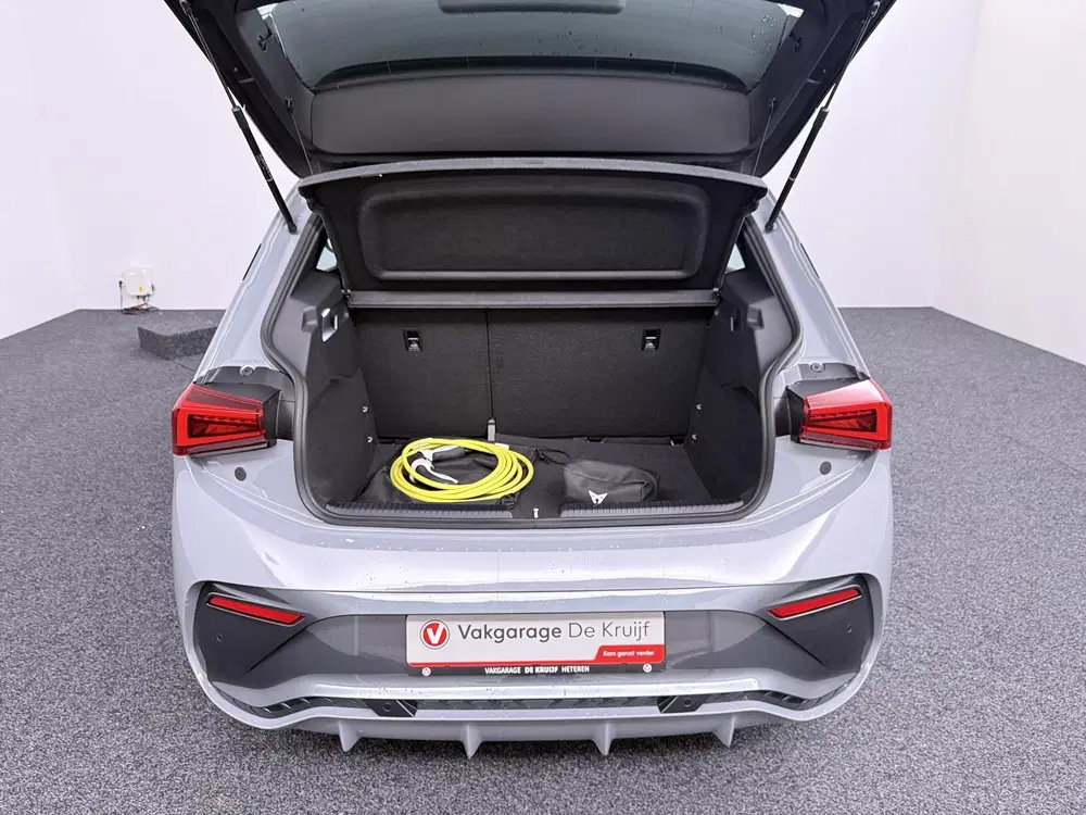 Cupra Born Essential 63 kWh E Boost uit 2024, foto 8