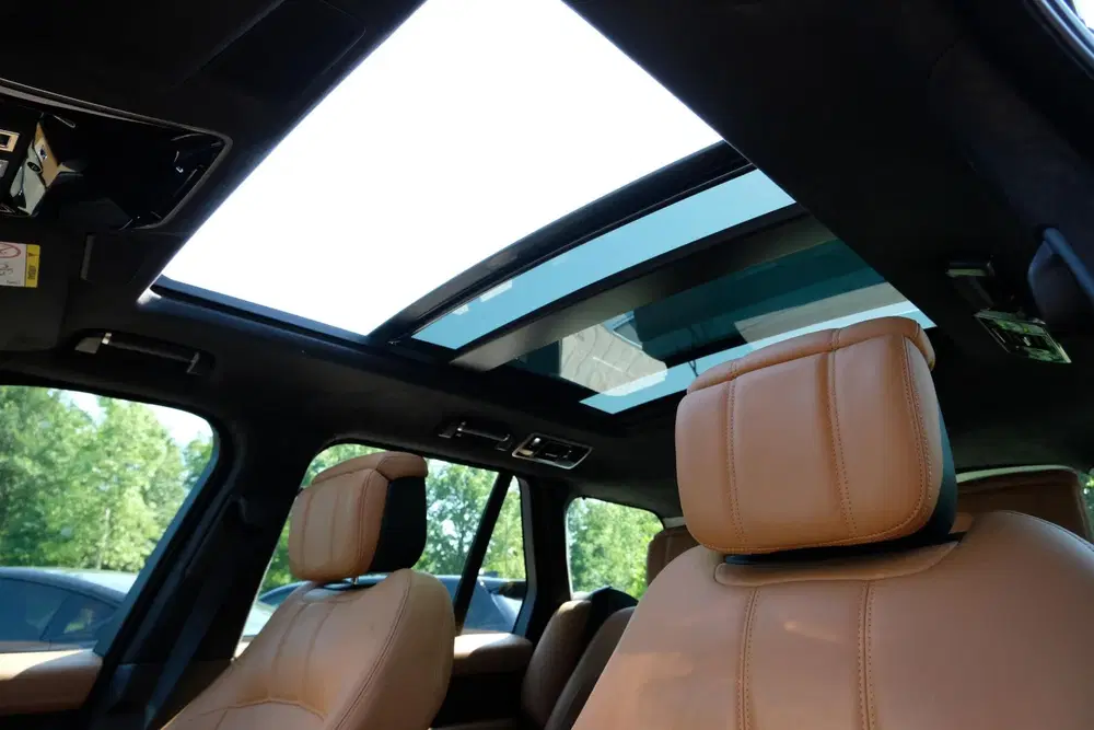 Land Rover Range Rover P400e Autobiography 404 PK uit 2021, foto 10