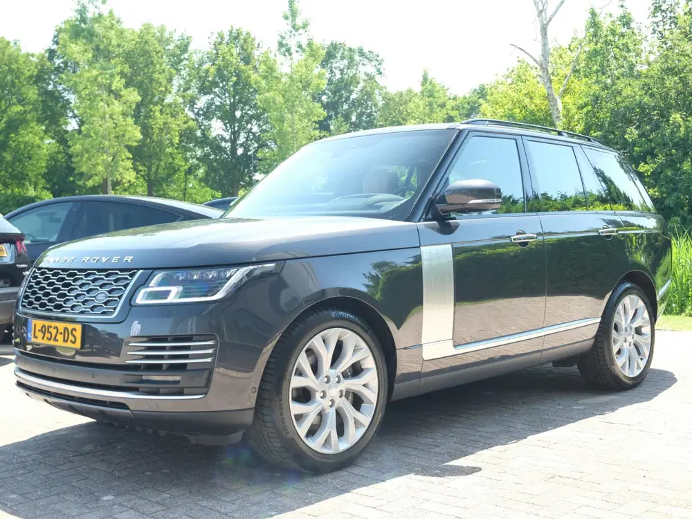 Land Rover Range Rover P400e Autobiography 404 PK uit 2021, foto 2