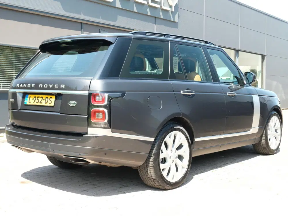 Land Rover Range Rover P400e Autobiography 404 PK uit 2021, foto 4