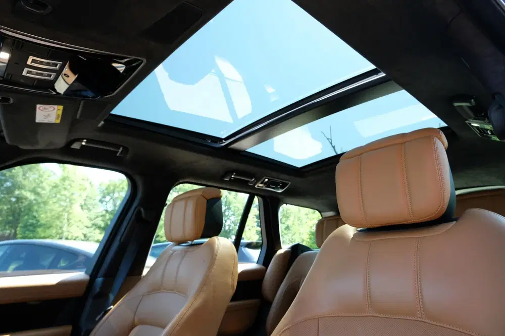 Land Rover Range Rover P400e Autobiography 404 PK uit 2021, foto 9