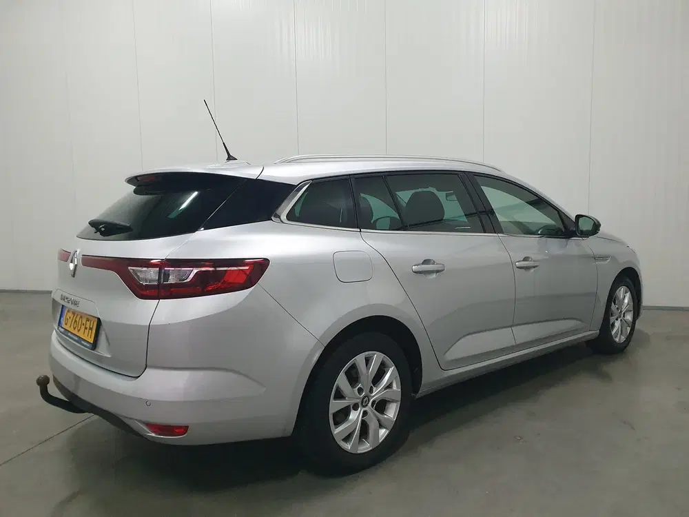 Renault Megane Mégane Estate 1.5 Blue dCi Limited NAVI uit 2019, foto 2