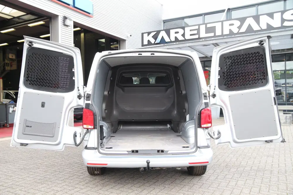 Volkswagen Transporter 2.0 TDI 150 uit 2021, foto 3