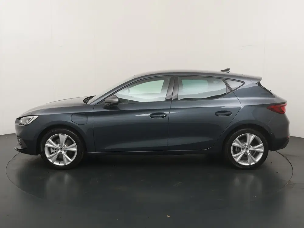 SEAT Leon 1.5 TSI e-Hybrid PHEV 204 pk FR Business uit 2025, foto 2