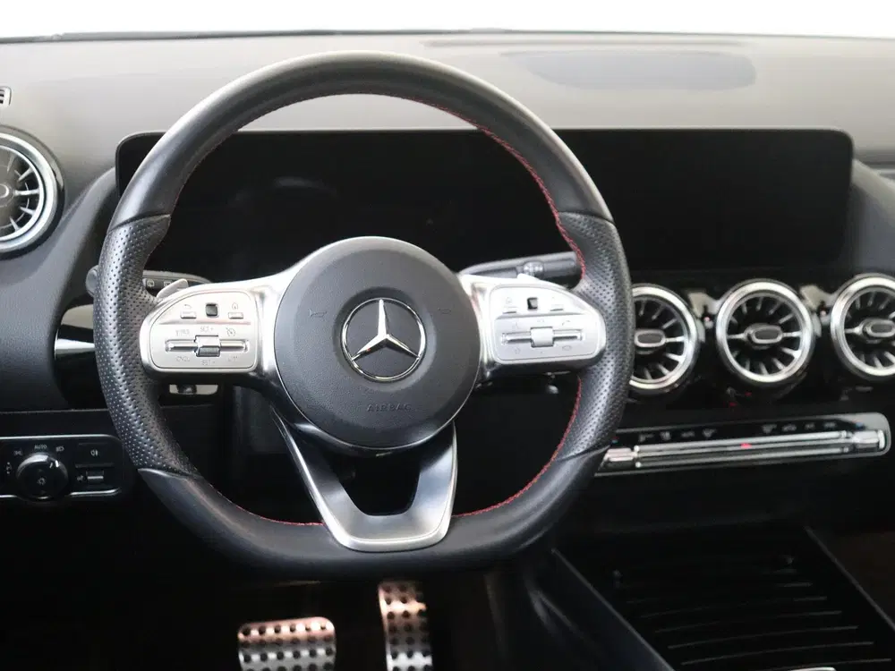 Mercedes-Benz GLA 180 Business Solution AMG uit 2023, foto 10