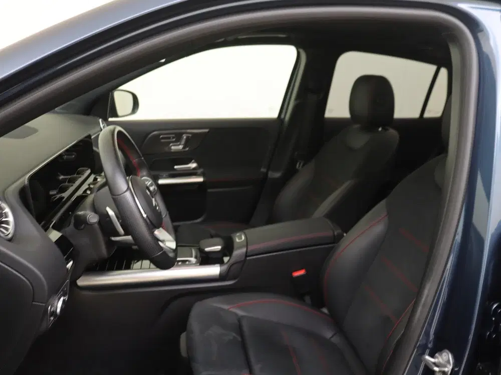 Mercedes-Benz GLA 180 Business Solution AMG uit 2023, foto 11
