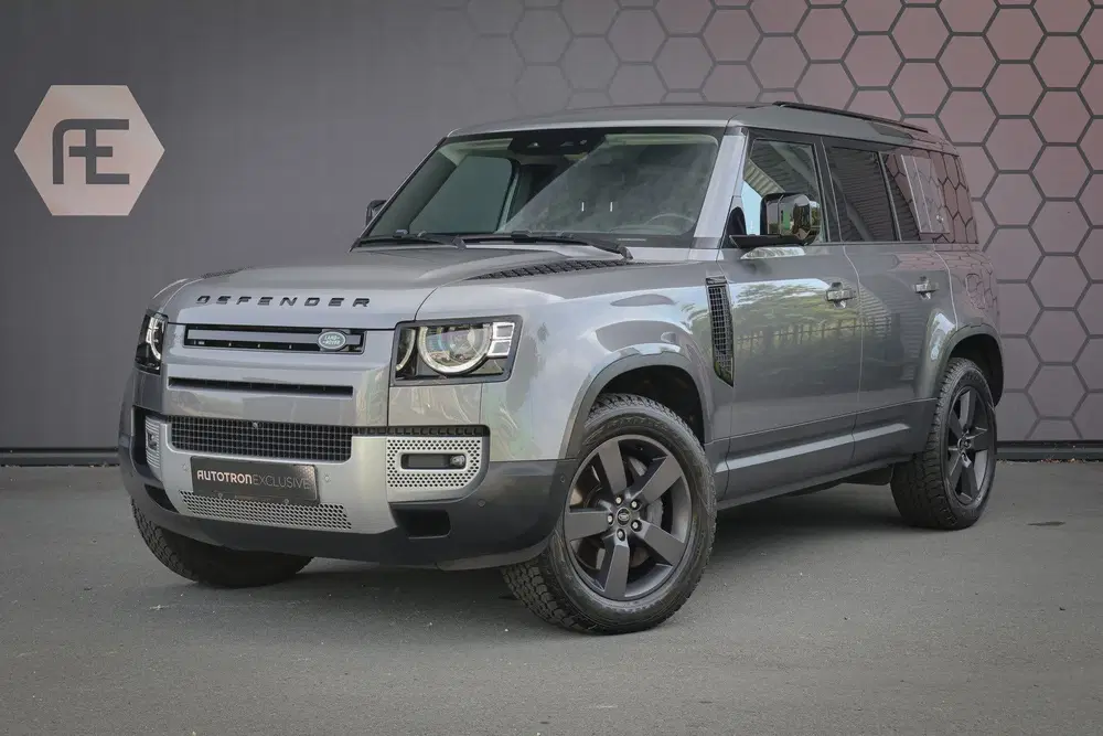 Land Rover Defender P400e uit 2021