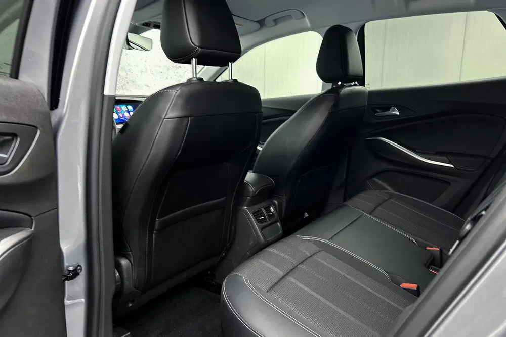 Opel Grandland PHEV Elegance 165 kW uit 2024, foto 15