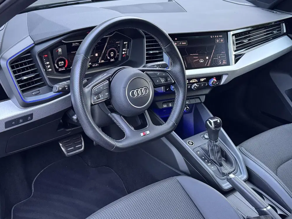 Audi A1 40 TFSI uit 2022, foto 13