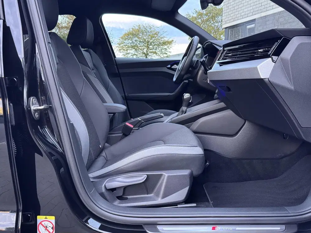 Audi A1 40 TFSI uit 2022, foto 14
