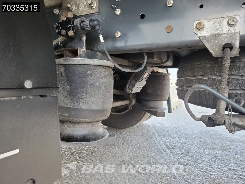 Iveco Daily 3.0L Automaat 1000KG Laadklep Luchtvering uit 2022, foto 11
