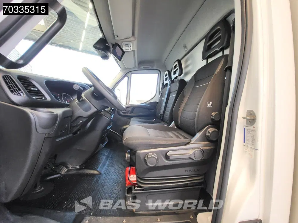 Iveco Daily 3.0L Automaat 1000KG Laadklep Luchtvering uit 2022, foto 15