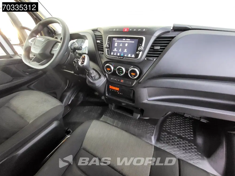 Iveco Daily 3.0L Automaat 1000KG Laadklep Luchtvering uit 2022, foto 3